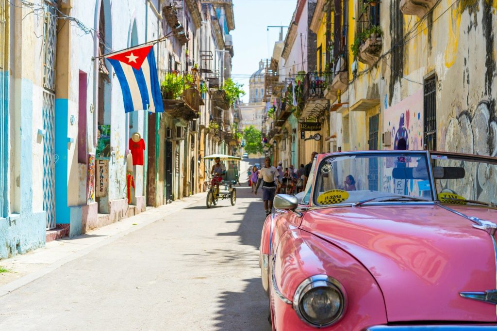 Cuba
Un’isola unica tra storia, musica, spiagge e atmosfere autentiche