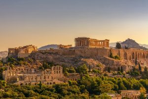 Cosa portare in viaggio in Grecia: checklist completa 2026